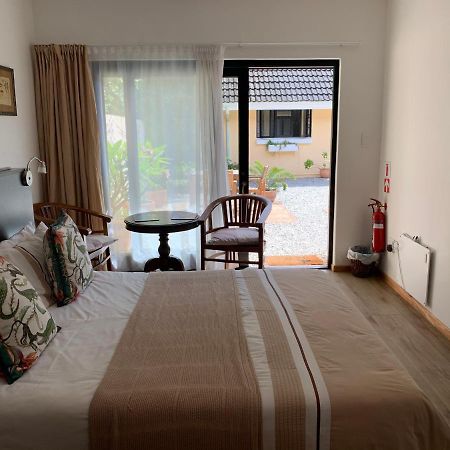 Private Room In Ambiente Guest House Knysna Ngoại thất bức ảnh