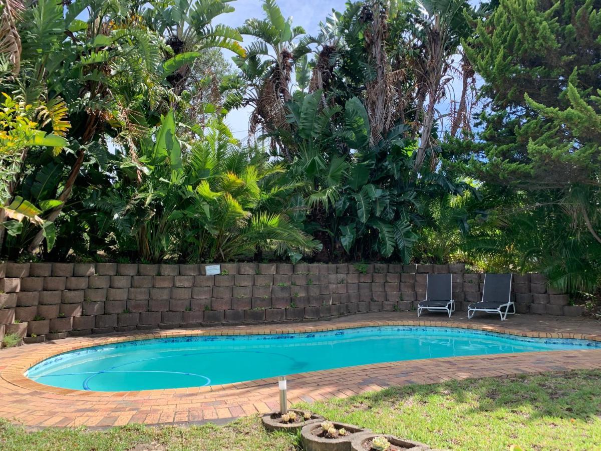 Private Room In Ambiente Guest House Knysna Ngoại thất bức ảnh